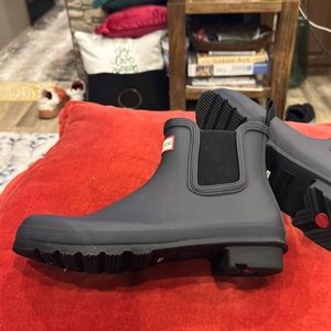 Hunter rain boot size 11